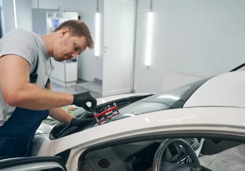 Your Guide to a Clear View: Auto Glass Repair and Replacement Options